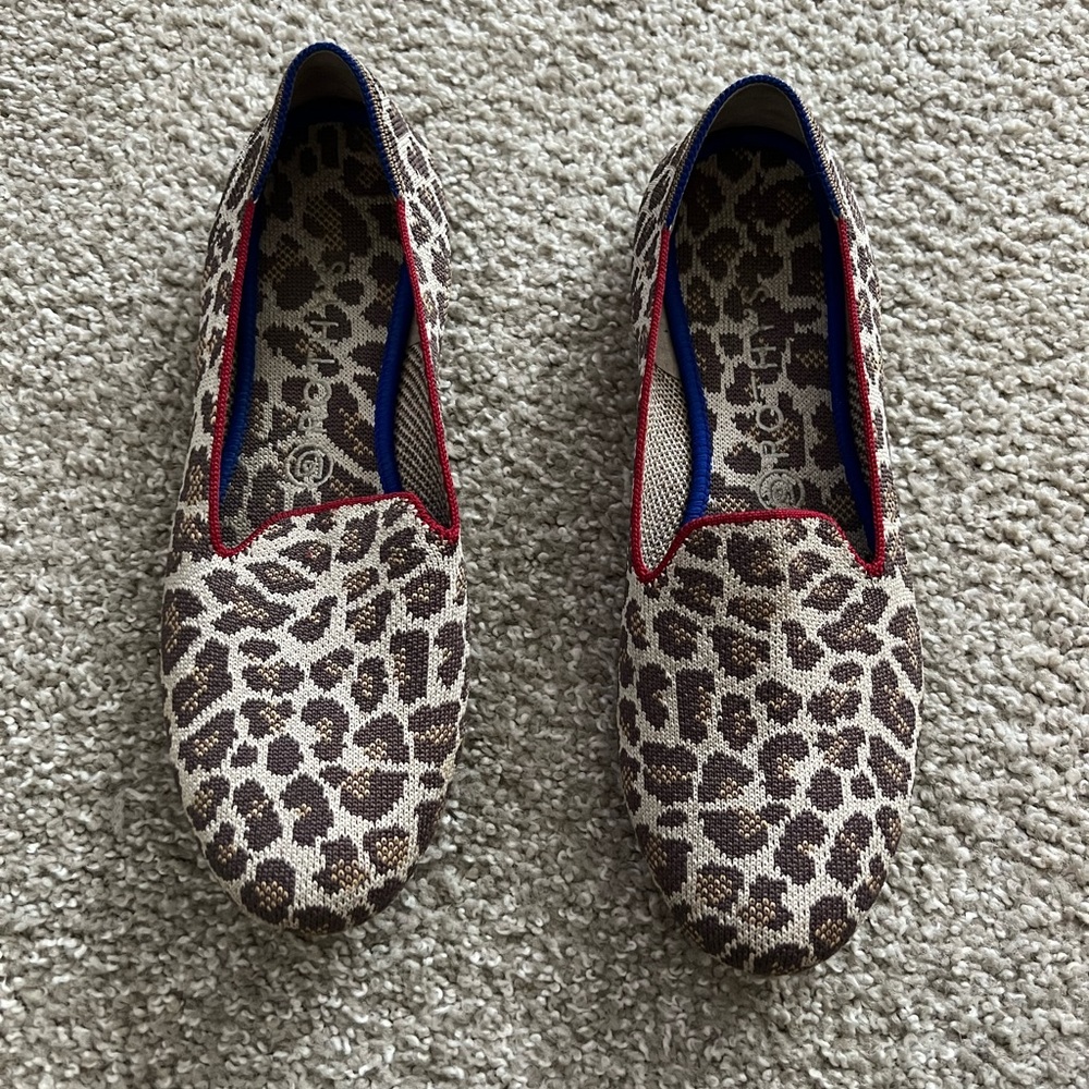 Rothy’s leopard print loader